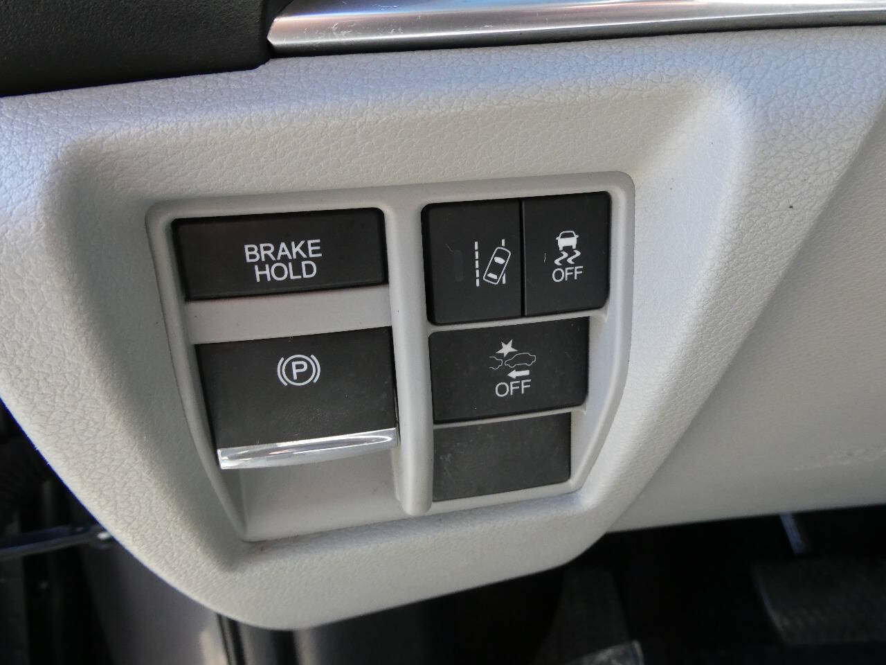 Used 2018 Acura MDX SH-AWD image 24