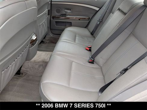 Used 2006 BMW 750i image 4
