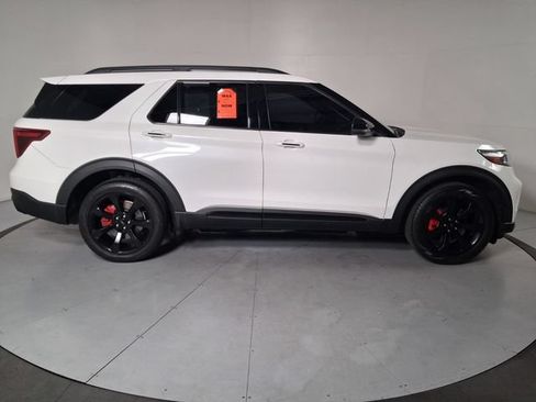 Used 2023 Ford Explorer ST w/ Equipment Group 401A AWD/4WD image 3