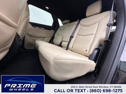 Used 2018 Cadillac XT5 AWD image 13