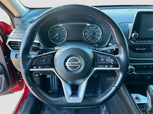 Used 2019 Nissan Altima 2.5 SR image 12