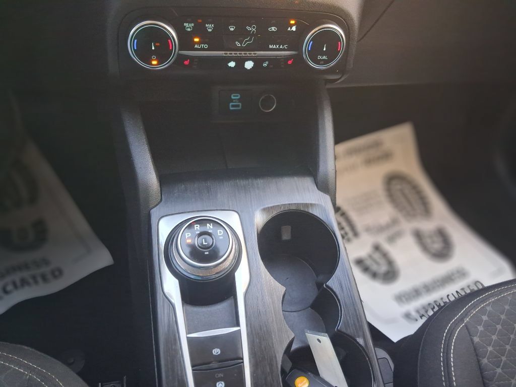 Used 2023 Ford Escape Active w/ Cold Weather Package FWD image 9