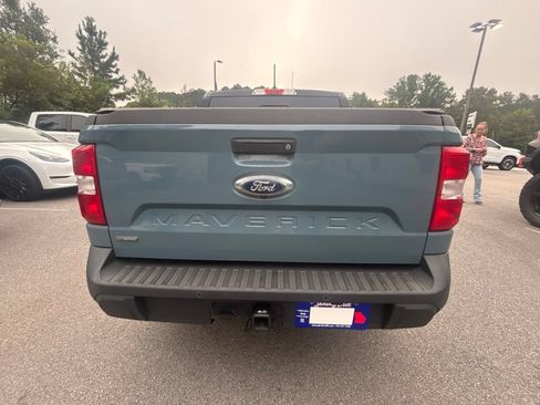 Used 2022 Ford Maverick Lariat w/ Lariat Luxury Package FWD image 6