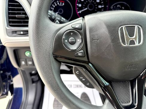 Used 2017 Honda HR-V EX image 21
