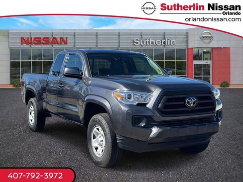 Used 2023 Toyota Tacoma SR image 1