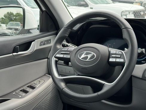 Used 2025 Hyundai Palisade SEL AWD/4WD image 14