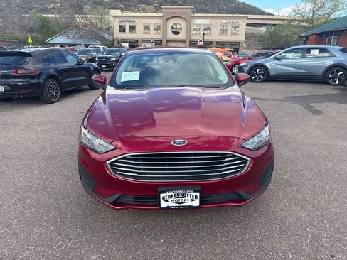 Used 2019 Ford Fusion SE FWD image 2