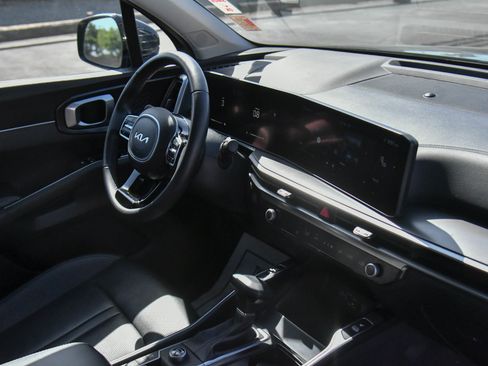Used 2024 Kia Sorento S FWD image 52