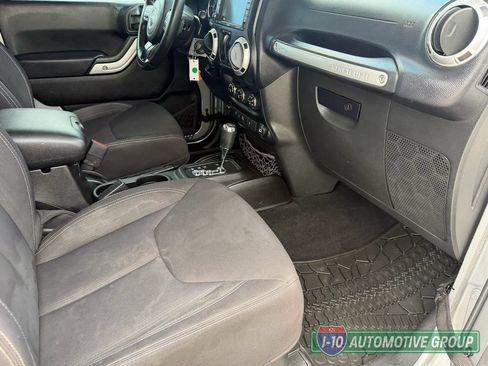 Used 2013 Jeep Wrangler Sahara w/ Connectivity Group AWD/4WD image 15