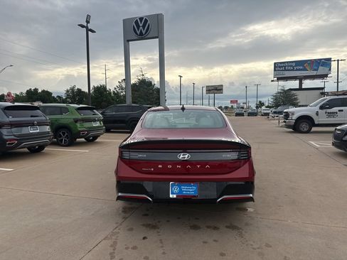 Used 2025 Hyundai Sonata SEL FWD image 6