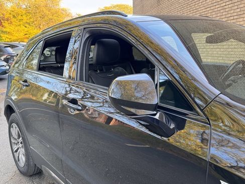 Used 2019 Cadillac XT4 Sport w/ Cold Weather Package image 5