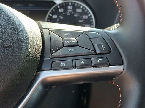 Used 2025 Nissan Sentra SR FWD image 24