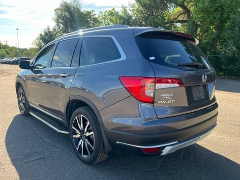 Used 2020 Honda Pilot Touring image 3