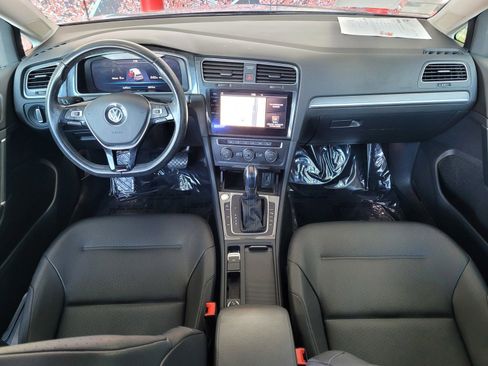 Used 2019 Volkswagen e-Golf SEL Premium image 8