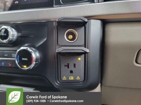 Certified 2025 Ford F450 Platinum w/ Platinum Plus Package image 38