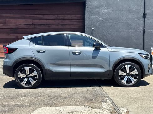 Used 2023 Volvo C40 P8 Recharge Plus AWD/4WD image 8