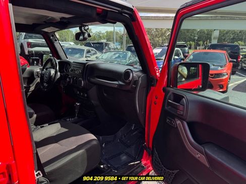 Used 2015 Jeep Wrangler Unlimited Sport w/ Quick Order Package 24S AWD/4WD image 31