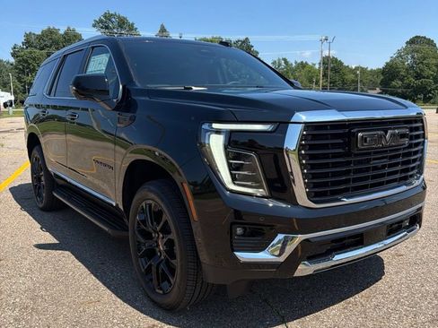 New 2026 GMC Yukon Elevation w/ Elevation Premium Package AWD/4WD image 3