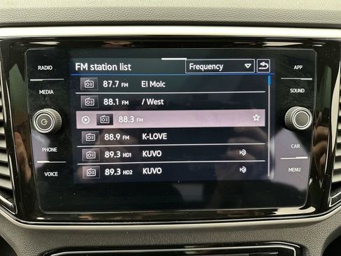 Certified 2023 Volkswagen Atlas Cross Sport SE w/ Panoramic Sunroof Package image 17