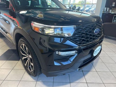 Used 2023 Ford Explorer ST-Line w/ Class IV Trailer Tow Package AWD/4WD image 5