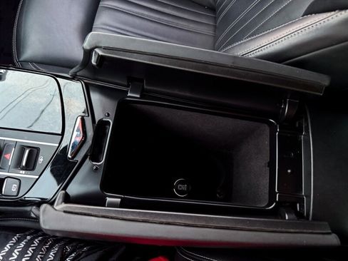 Used 2017 Maserati Levante S image 21