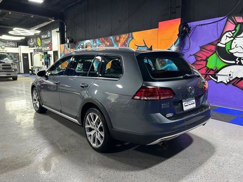 Used 2018 Volkswagen Golf Alltrack SEL image 5