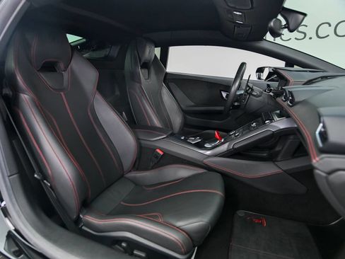 Used 2016 Lamborghini Huracan LP 580-2 RWD image 6