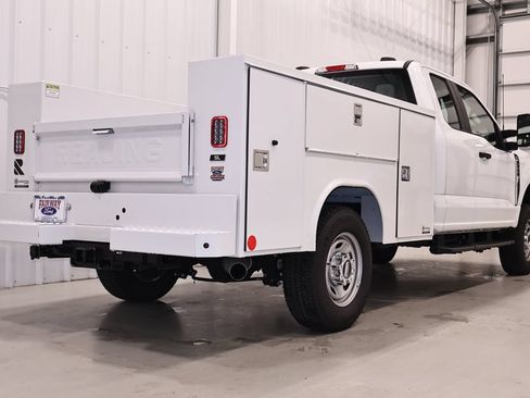 New 2026 Ford F250 XL w/ XL Chrome Package AWD/4WD image 10