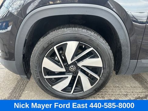 Used 2024 Volkswagen Atlas SE image 12