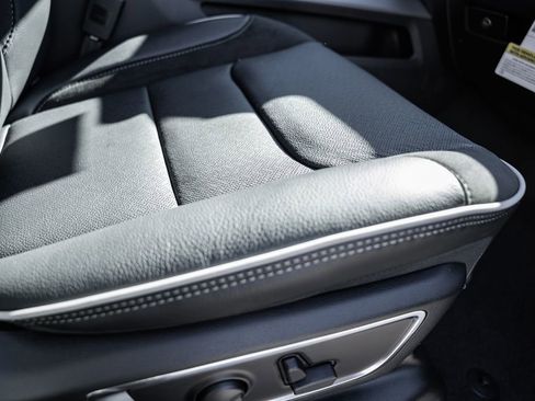 New 2026 RAM 1500 Laramie image 34