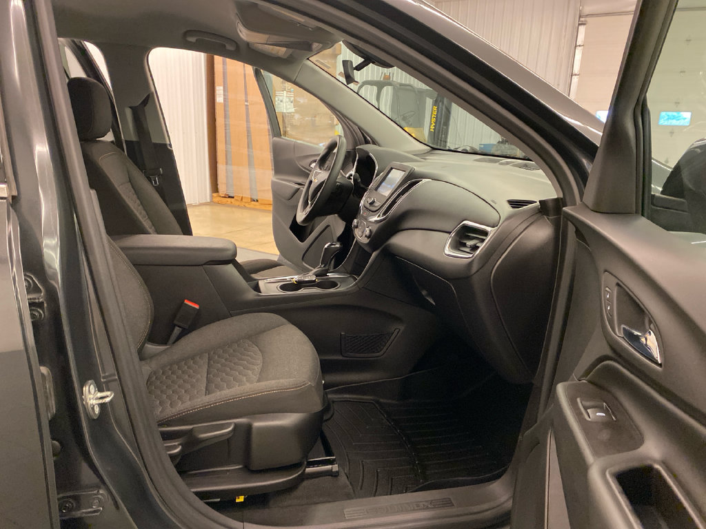 Used 2018 Chevrolet Equinox LT FWD image 31