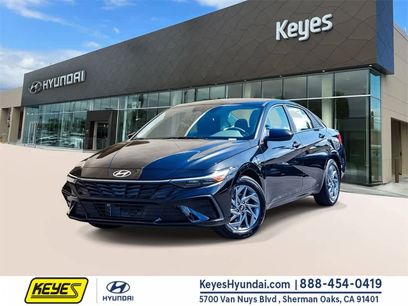 New 2025 Hyundai Elantra Blue