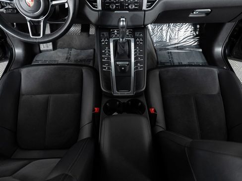 Used 2016 Porsche Macan S image 40