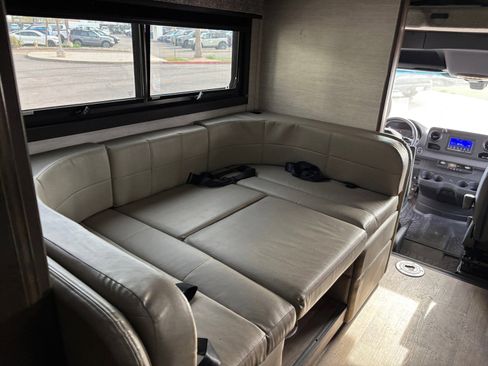 Used 2020 Mercedes-Benz Sprinter 3500 image 17