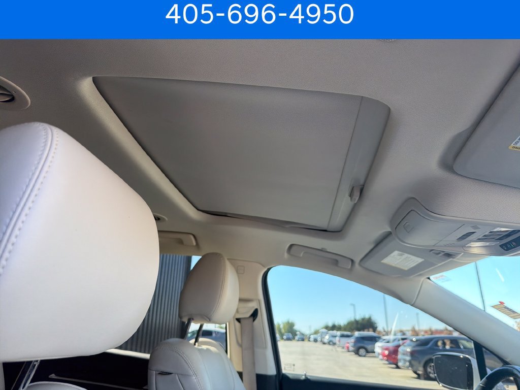 Used 2022 Buick Enclave Premium w/ Experience Buick Package AWD/4WD image 34
