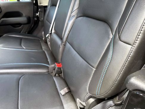 Used 2022 Jeep Wrangler Unlimited Rubicon 4xe w/ Safety Group image 8