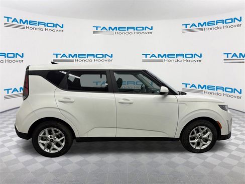 Used 2024 Kia Soul LX w/ Option Group 015 image 6