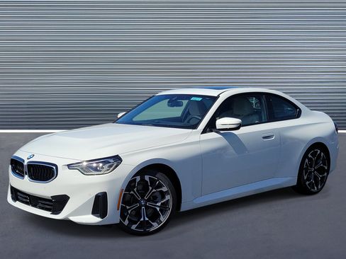 New 2026 BMW 230i Coupe w/ Premium Package RWD image 1