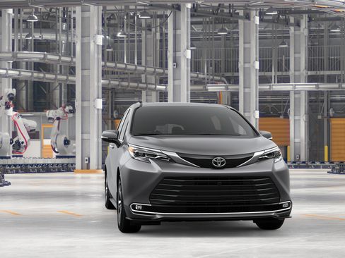 New 2026 Toyota Sienna Platinum AWD/4WD image 16