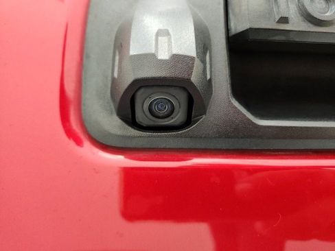 Certified 2022 Toyota Tacoma SR image 26