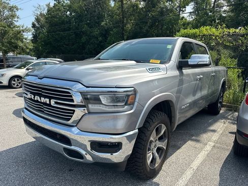 Used 2019 RAM 1500 Laramie AWD/4WD image 1