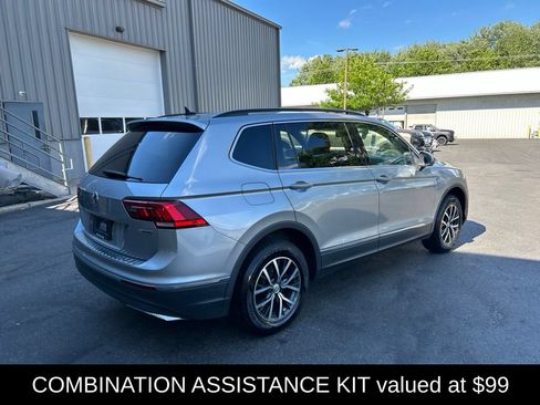 Used 2020 Volkswagen Tiguan SE w/ Panoramic Sunroof Package AWD/4WD image 4