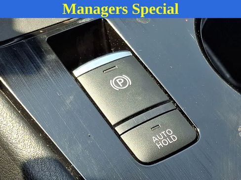 Used 2025 Nissan Rogue SV FWD image 25