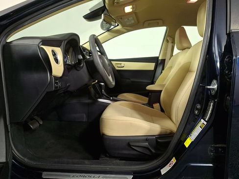 Used 2018 Toyota Corolla LE FWD image 15