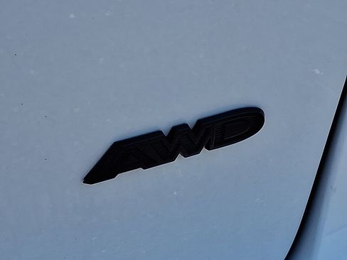 Certified 2023 Chrysler Pacifica Touring-L w/ Uconnect Theater Family Group AWD/4WD image 32