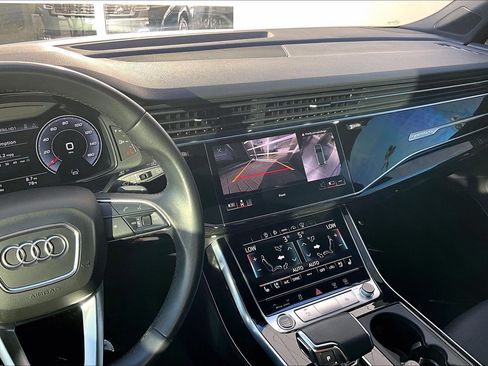 Used 2021 Audi Q7 3.0T Prestige w/ Prestige Package image 6
