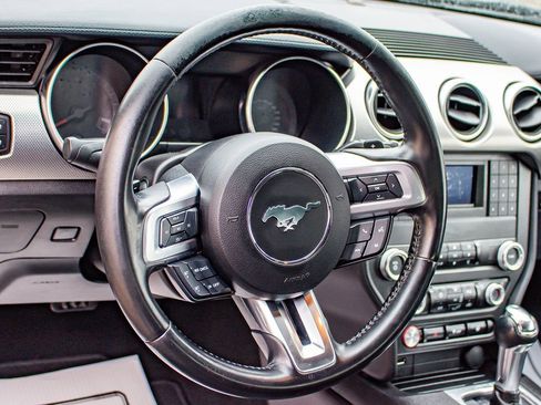 Used 2019 Ford Mustang GT image 20