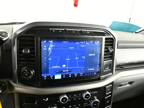 Used 2024 Ford F150 XLT w/ Mobile Office Package image 28