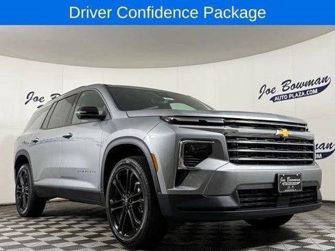 New 2026 Chevrolet Traverse LT w/ Driver Confidence Package image 4