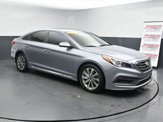 Used 2016 Hyundai Sonata Sport w/ Option Group 02 video 2